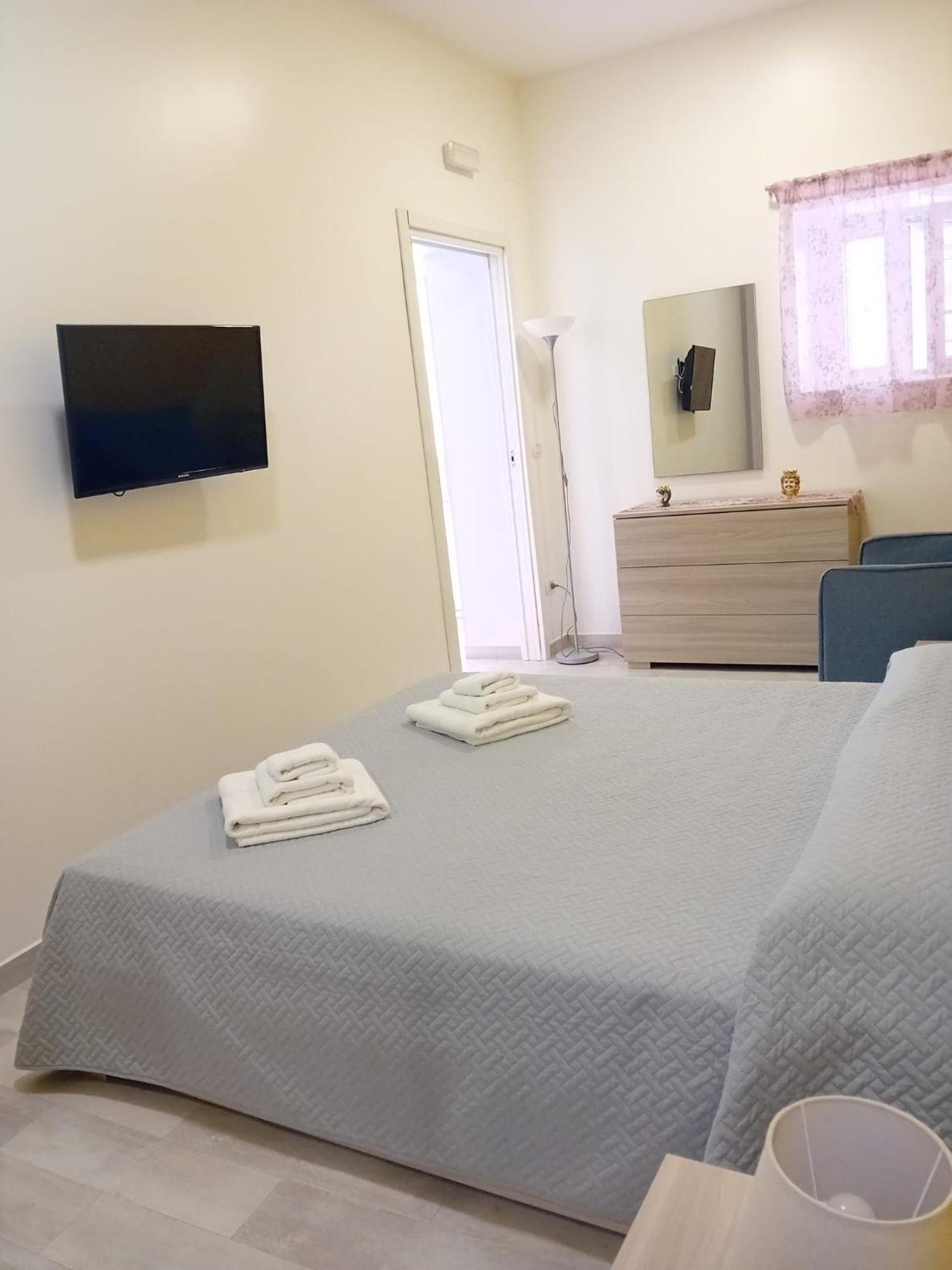 Casa Pandora Rosaapartmentsortigia *