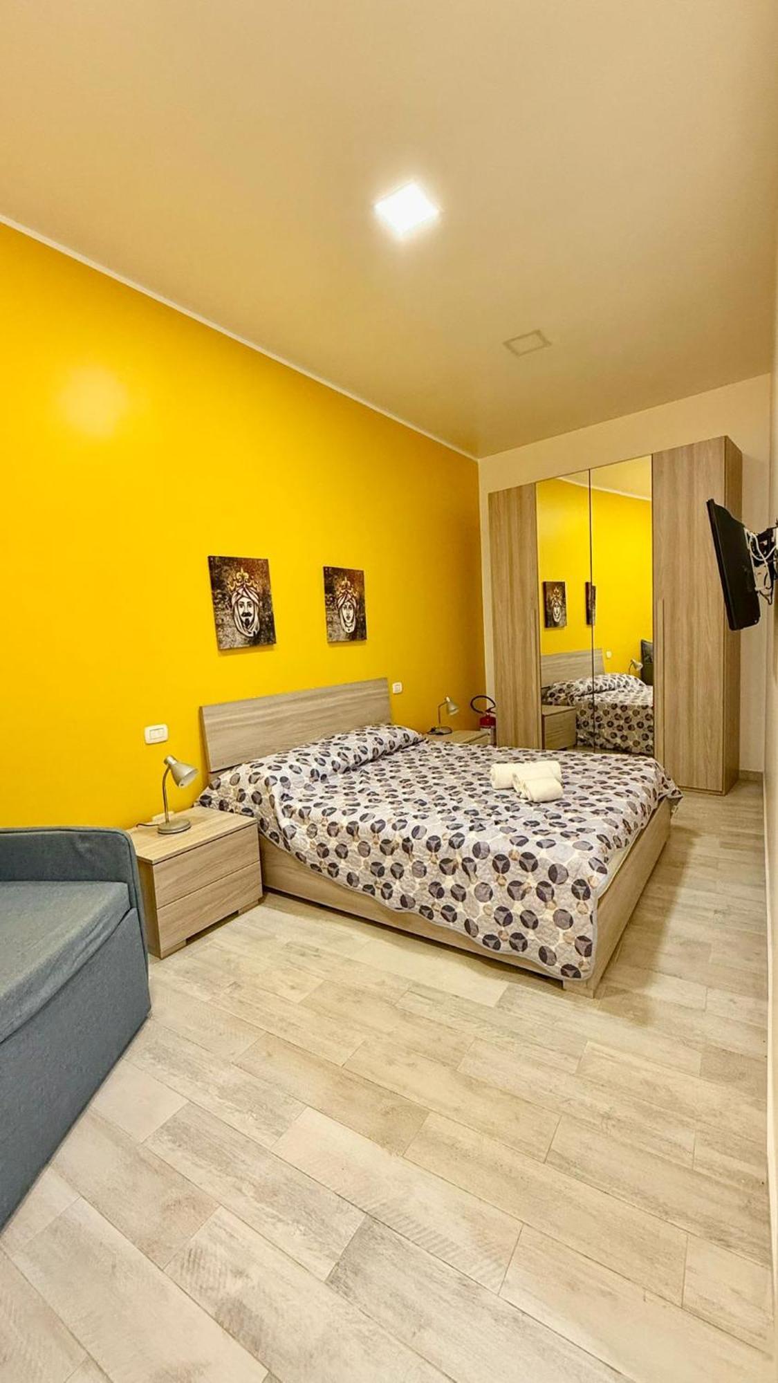 Casa Pandora Rosaapartmentsortigia Hébergement de vacances *